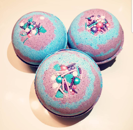 Mermaid Kisses Bath Bomb